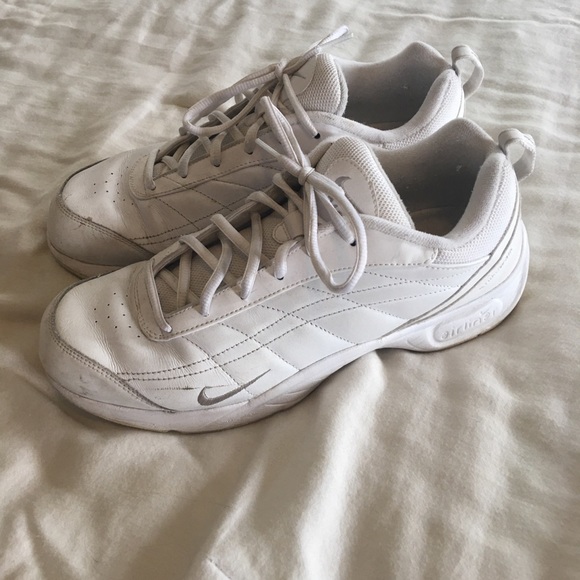 tennis shoes white nike
